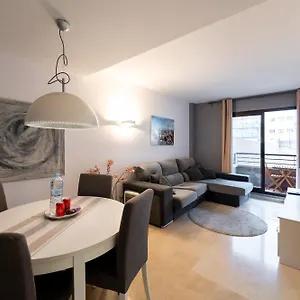 Comfy Downtown + Private Terrace Appartamento Barcellona
