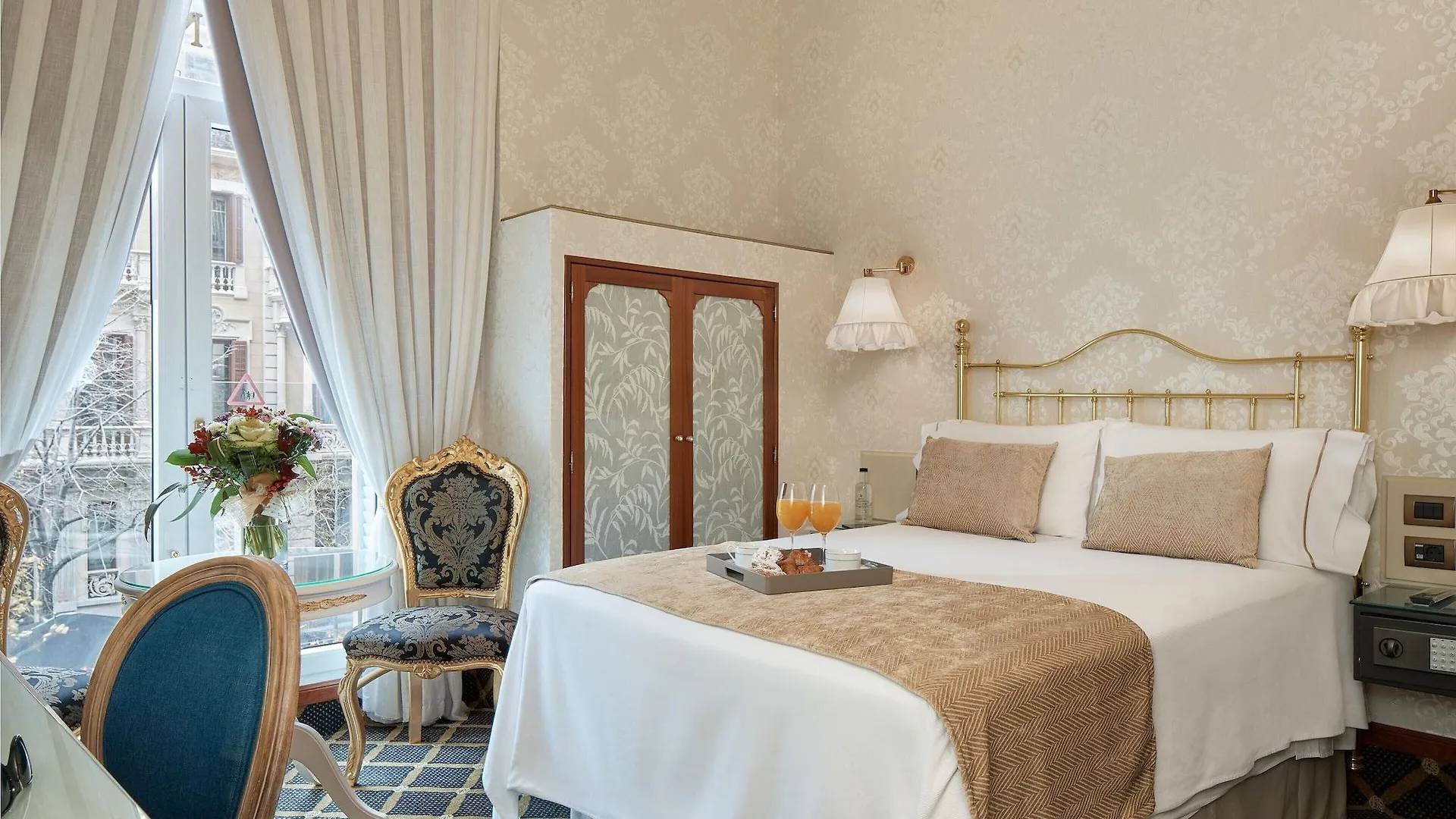 ***  Hotel Continental Palacete Barcelona Spain
